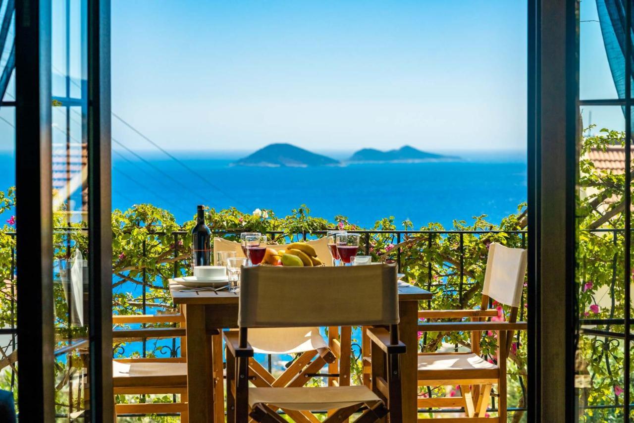 Azure Apartment With Sea View In カルカン エクステリア 写真